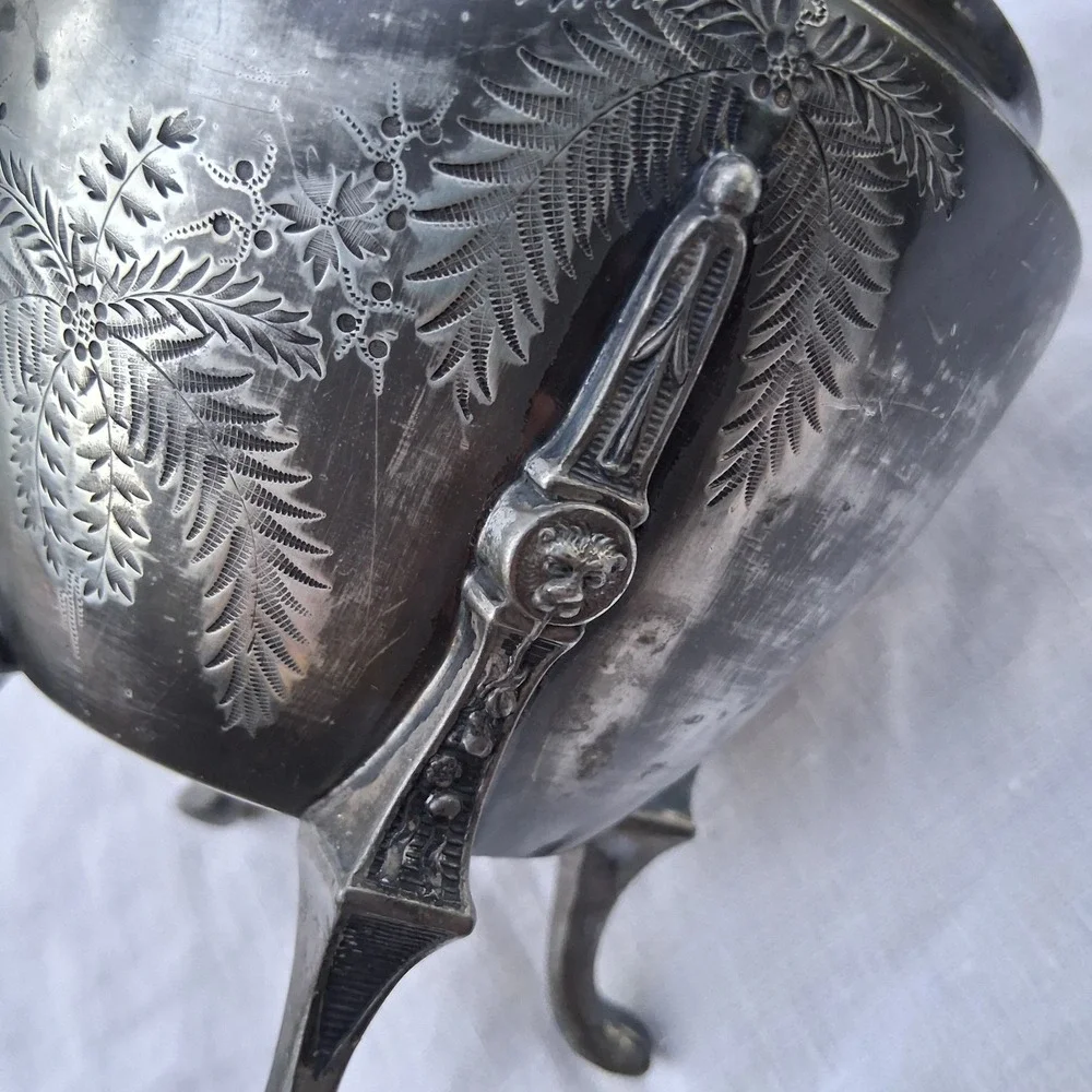 Antique Victorian Meriden Brittania Lion Footed Creamer Sugar Silverplate 1877‎